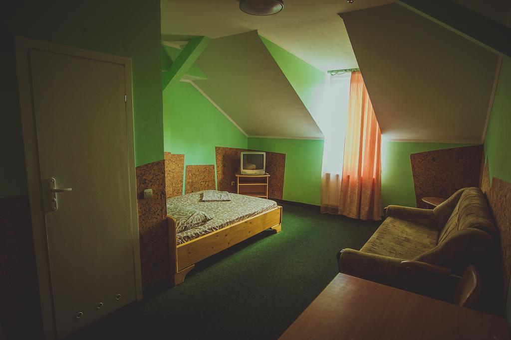 Formula 1 Motel Ivano-Frankivsk Habitación foto